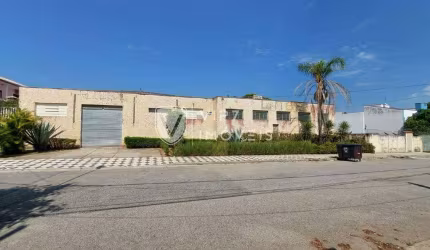Galpão / Depósito / Armazém para alugar em Jardim São Paulo de 700.00m² com 50 Garagens
