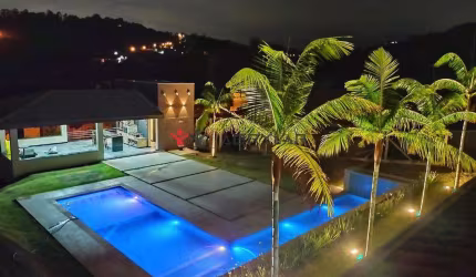 Casa de Condomínio para alugar em Jardim Do Ribeirão Ii de 240.00m² com 2 Quartos, 1 Suite e 6 Garagens