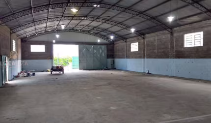 Galpão / Depósito / Armazém para alugar em Chácaras Reunidas de 1000.00m² com 4 Garagens