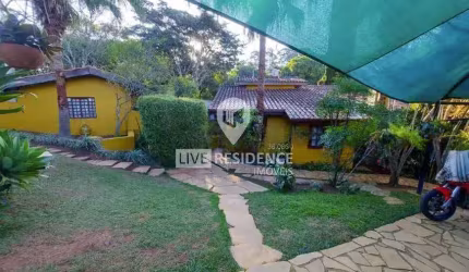 Casa para venda em Recanto Dos Pássaros de 246.00m² com 2 Quartos, 1 Suite e 3 Garagens