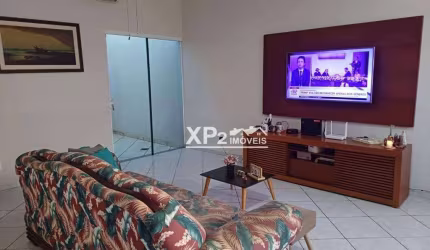 Casa para venda em Jardim Regina de 150.00m² com 3 Quartos, 1 Suite e 4 Garagens