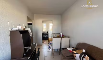 Casa para venda em Vida Nova Botucatu (rubião Junior) de 45.00m² com 2 Quartos e 2 Garagens
