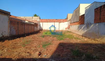 Terreno para venda em Umuarama de 300.00m²