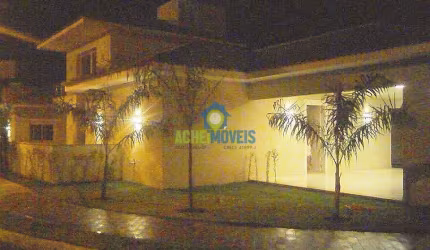 Casa de Condomínio para venda em Aeroporto de 330.00m² com 4 Quartos, 2 Suites e 3 Garagens