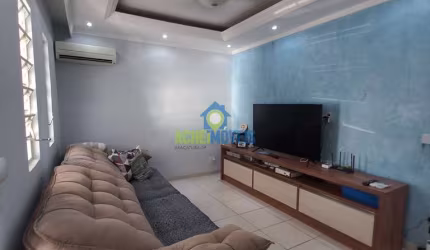 Casa para venda em Bosque Da Saúde de 208.00m² com 3 Quartos, 1 Suite e 2 Garagens
