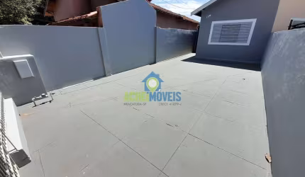 Casa para alugar em Jardim América de 76.52m² com 2 Quartos e 3 Garagens