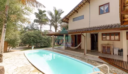 Casa para venda em Itamambuca de 187.00m² com 5 Quartos, 2 Suites e 5 Garagens