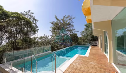 Casa para venda em Ponta Das Toninhas de 216.00m² com 4 Quartos, 4 Suites e 4 Garagens
