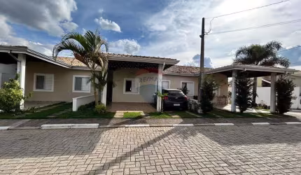 Casa para venda em Centro de 97.70m² com 3 Quartos, 1 Suite e 2 Garagens