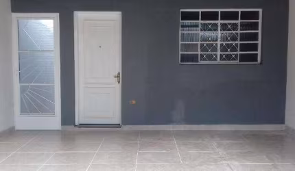Casa para venda em Santa Terezinha de 109.00m² com 2 Quartos e 2 Garagens