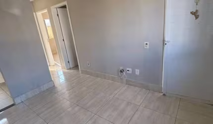Casa para venda em Vila Ipiranga de 70.00m² com 2 Quartos e 2 Garagens