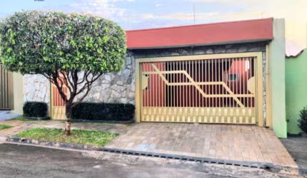 Casa para venda em Jardim Diva Tarlá De Carvalho de 140.00m² com 4 Quartos, 1 Suite e 2 Garagens