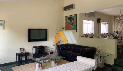 Casa de Condomínio para venda em Condomínio Granja Olga I de 246.00m² com 3 Quartos, 1 Suite e 4 Garagens