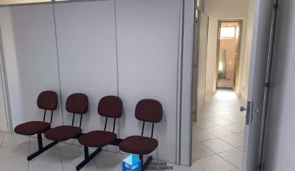 Sala Comercial para venda em Centro de 64.00m² com 1 Garagem