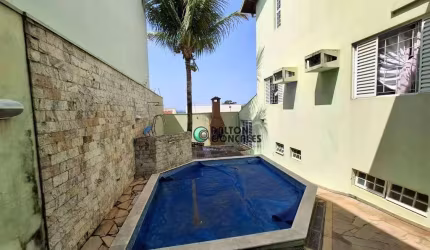 Casa para venda em Jardim Jequitibá de 187.00m² com 4 Quartos, 2 Suites e 3 Garagens