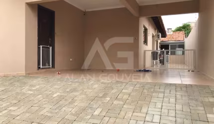 Casa para venda em Parque Ecológico de 260.00m² com 3 Quartos, 1 Suite e 2 Garagens