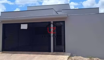 Casa para venda em Residencial Girassol de 145.00m² com 3 Quartos, 1 Suite e 2 Garagens