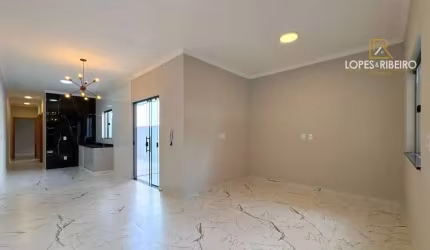 Casa para venda em Jardim Ouro Verde de 110.00m² com 2 Quartos, 1 Suite e 2 Garagens