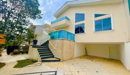 Casa de Condomínio para venda em Granja Olga Ii de 250.00m² com 3 Quartos, 2 Suites e 4 Garagens