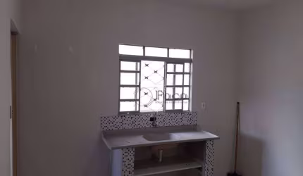 Casa para alugar em Cidade Tupinambá de 30.00m² com 1 Quarto