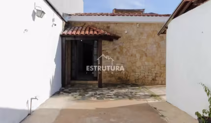 Casa para venda em Jardim Bela Vista de 231.00m² com 4 Quartos, 1 Suite e 3 Garagens