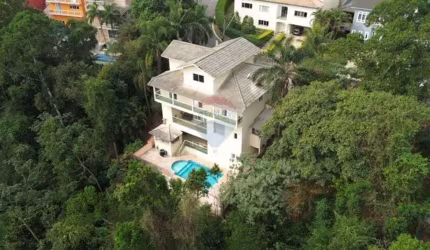 Casa de Condomínio para venda em Tarumã de 481.30m² com 4 Quartos, 2 Suites e 4 Garagens