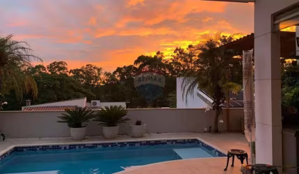 Casa para alugar em Alphaville de 400.00m² com 4 Quartos e 4 Suites
