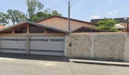 Casa para venda em Vila Santa Isabel de 283.00m² com 3 Quartos, 1 Suite e 3 Garagens