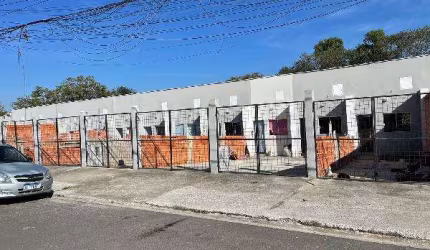 Casa para venda em Vila Mineirão de 25.00m² com 1 Quarto e 2 Garagens
