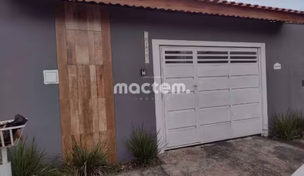 Casa para venda em Parque Dos Flamboyans de 150.00m² com 1 Quarto e 1 Garagem