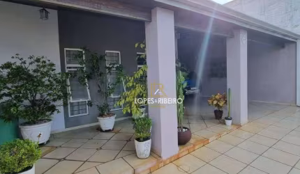 Casa para venda em Vila Antártica de 400.00m² com 3 Quartos, 1 Suite e 2 Garagens