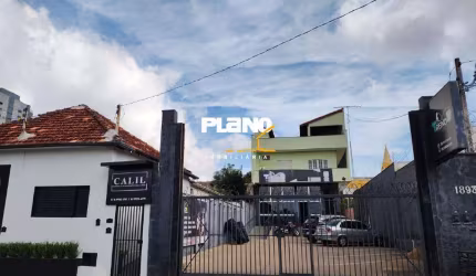 Apartamento para alugar em Estação de 80.00m² com 2 Quartos, 2 Suites e 1 Garagem