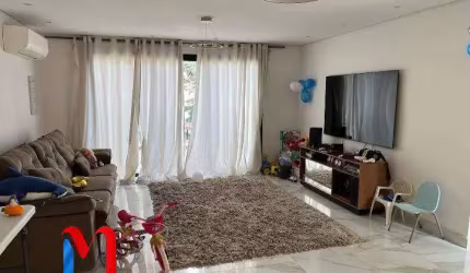 Sobrado para venda em Olímpico de 258.00m² com 3 Quartos, 1 Suite e 4 Garagens