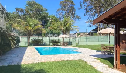 Fazenda / Sítio para venda em Chácaras Rio Pardo de 513.00m² com 6 Quartos, 1 Suite e 6 Garagens