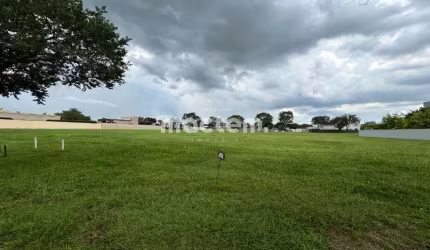 Terreno para venda em Cravinhos de 1500.00m²