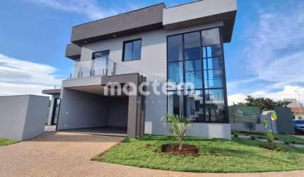 Casa de Condomínio para venda em Real Sul de 210.00m² com 3 Quartos, 3 Suites e 4 Garagens