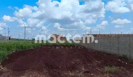 Terreno para venda em Cravinhos de 200.00m²