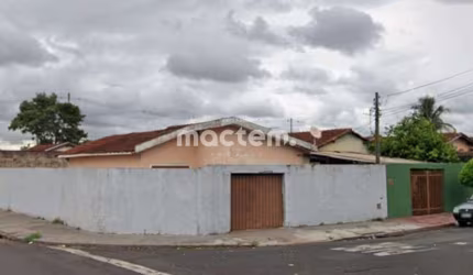 Casa para venda em Geraldo Correia De Carvalho de 111.00m² com 3 Quartos e 5 Garagens