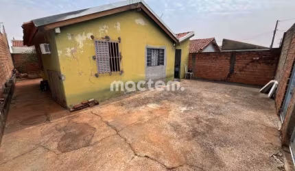 Casa para venda em Jardim Paiva de 61.00m² com 2 Quartos e 2 Garagens