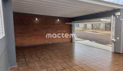 Casa para venda em Independência de 198.00m² com 3 Quartos e 3 Garagens