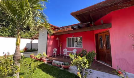 Casa de Condomínio para venda em Caravelas de 170.00m² com 4 Quartos, 4 Suites e 3 Garagens