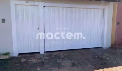 Casa para venda em Residencial Parque Dos Servidores de 83.00m² com 3 Quartos, 1 Suite e 2 Garagens