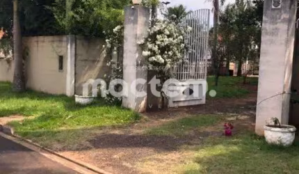 Fazenda / Sítio para venda em Jardim Aeroporto de 570.00m² com 3 Quartos e 1 Suite