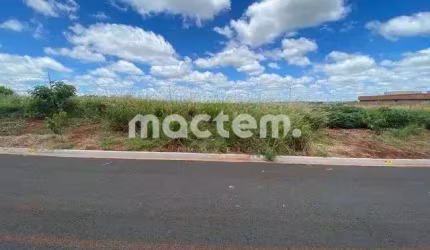 Terreno para venda em Cravinhos de 200.00m²