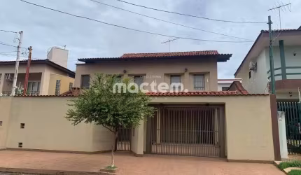 Sobrado para venda em Ribeirânia de 272.00m² com 3 Quartos, 3 Suites e 5 Garagens