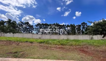 Terreno para venda em Cravinhos de 416.00m²