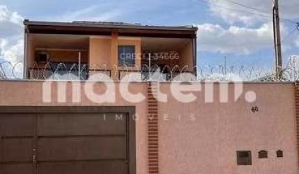 Sobrado para venda em Parque Das Oliveiras de 160.00m² com 3 Quartos, 1 Suite e 3 Garagens