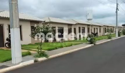 Casa para venda em Conjunto Habitacional Áurea Mendes Gimenes de 44.00m² com 2 Quartos e 1 Garagem