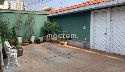 Casa para venda em Jardim Irajá de 240.00m² com 3 Quartos, 1 Suite e 4 Garagens