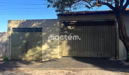 Casa para venda em Portal Do Alto de 250.00m² com 3 Quartos e 1 Suite